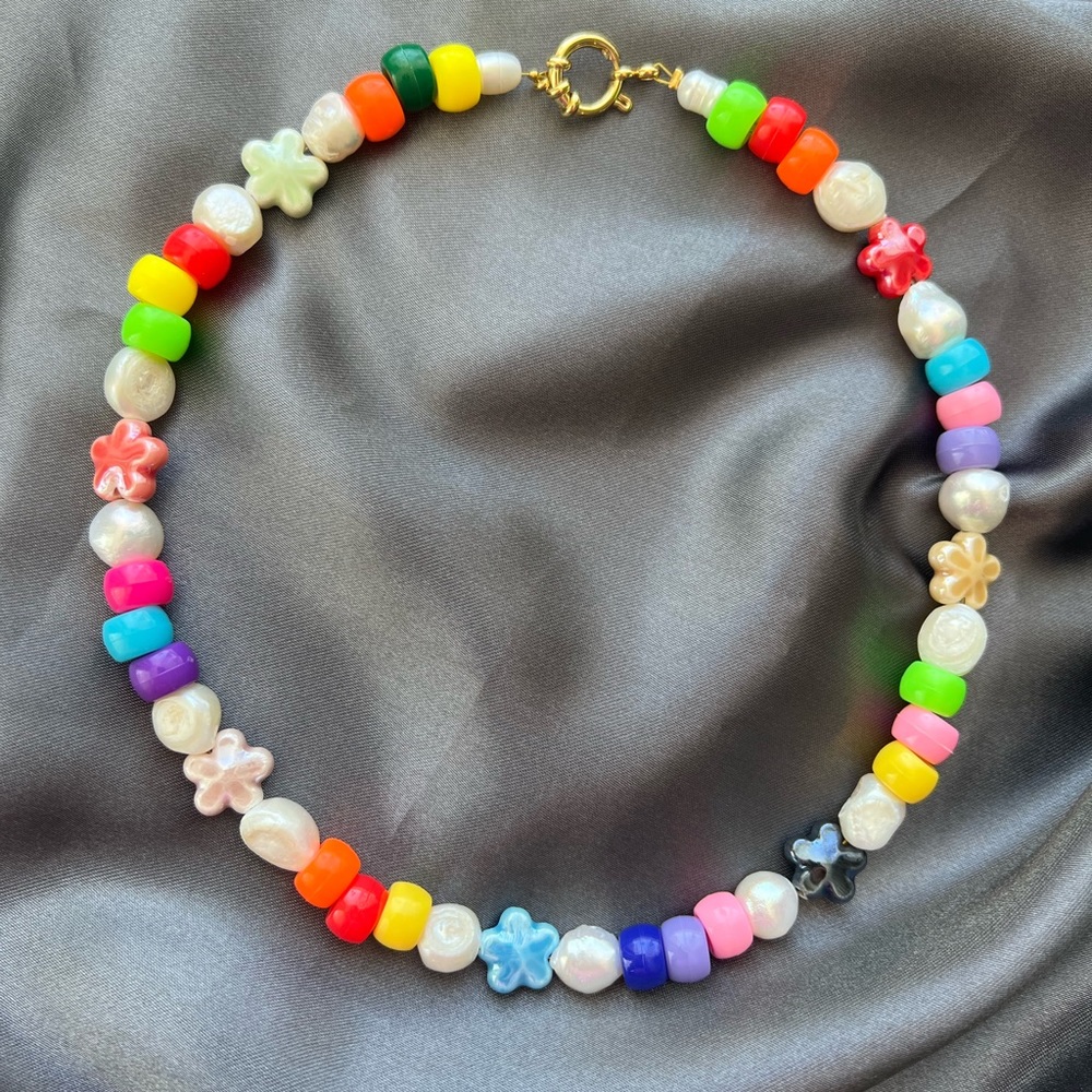 Rainbow pearl necklace
